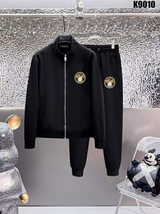 Picture of Versace Sweater Suits _SKUVersaceM-5XLkdtr0643059